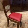 Assise en cuir rouge